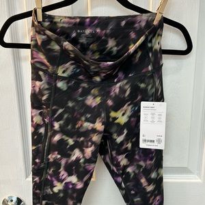 Women’s Athleta Rainier Tight size small NWT